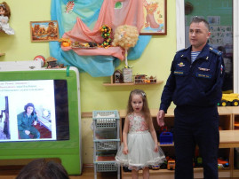 О папах-героях О папах-героях.