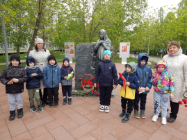 Экскурсия к памятникам войны Экскурсия к памятникам войны.
